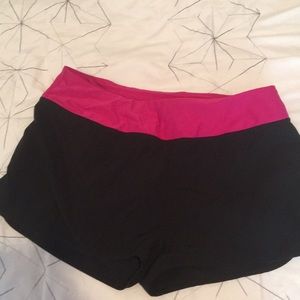 Athletic shorts